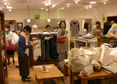 SundayMama(サンデーママ よもぎ台店)>